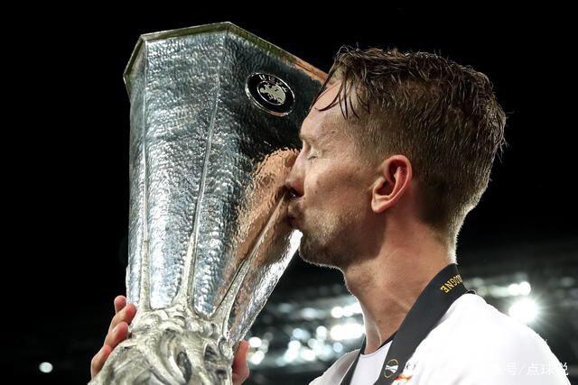 约基奇41+11掘金擒狼回西部第一 太阳复仇快船